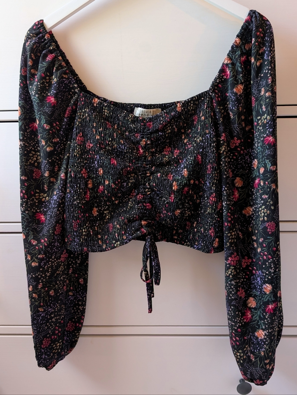 Forever 21 Black Floral Ruched Tie Long Sleeve Crop Top - Large